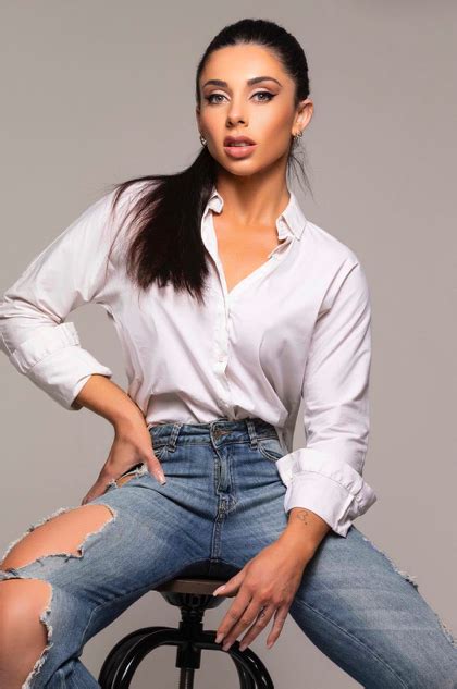 luiza marcsto|M A R C A T O ️‍ (@marcatoreal) • Instagram photos and videos.
